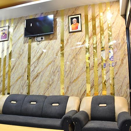 Hotel Kalika Residency Akalkot Luaran gambar