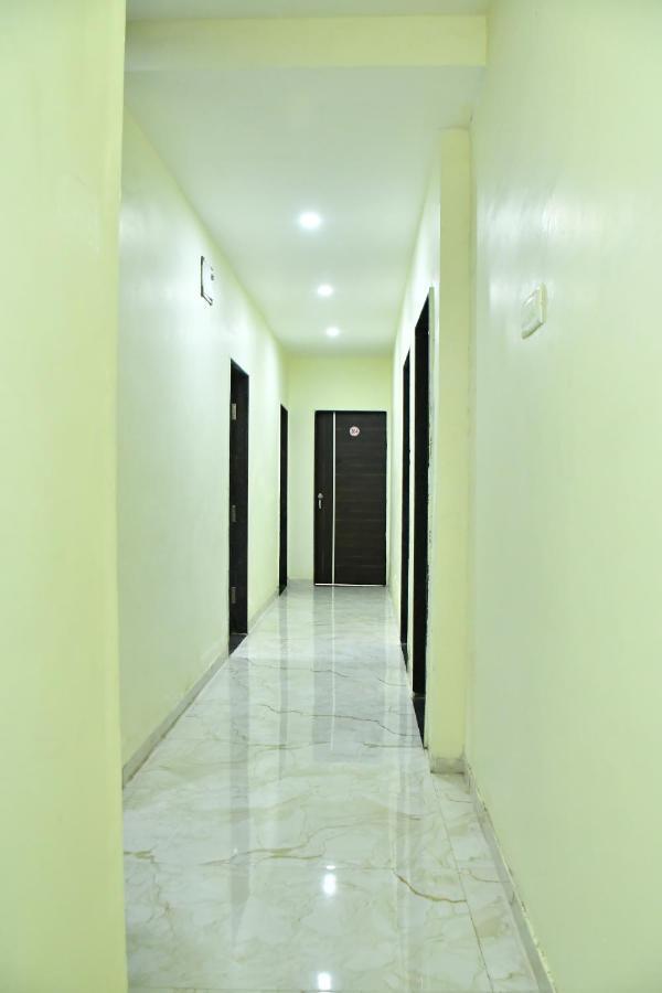 Hotel Kalika Residency Akalkot Luaran gambar