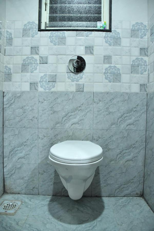 Hotel Kalika Residency Akalkot Luaran gambar