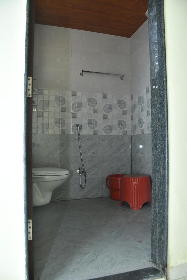 Hotel Kalika Residency Akalkot Luaran gambar