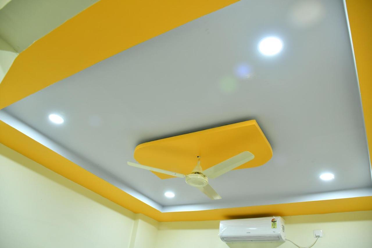 Hotel Kalika Residency Akalkot Luaran gambar