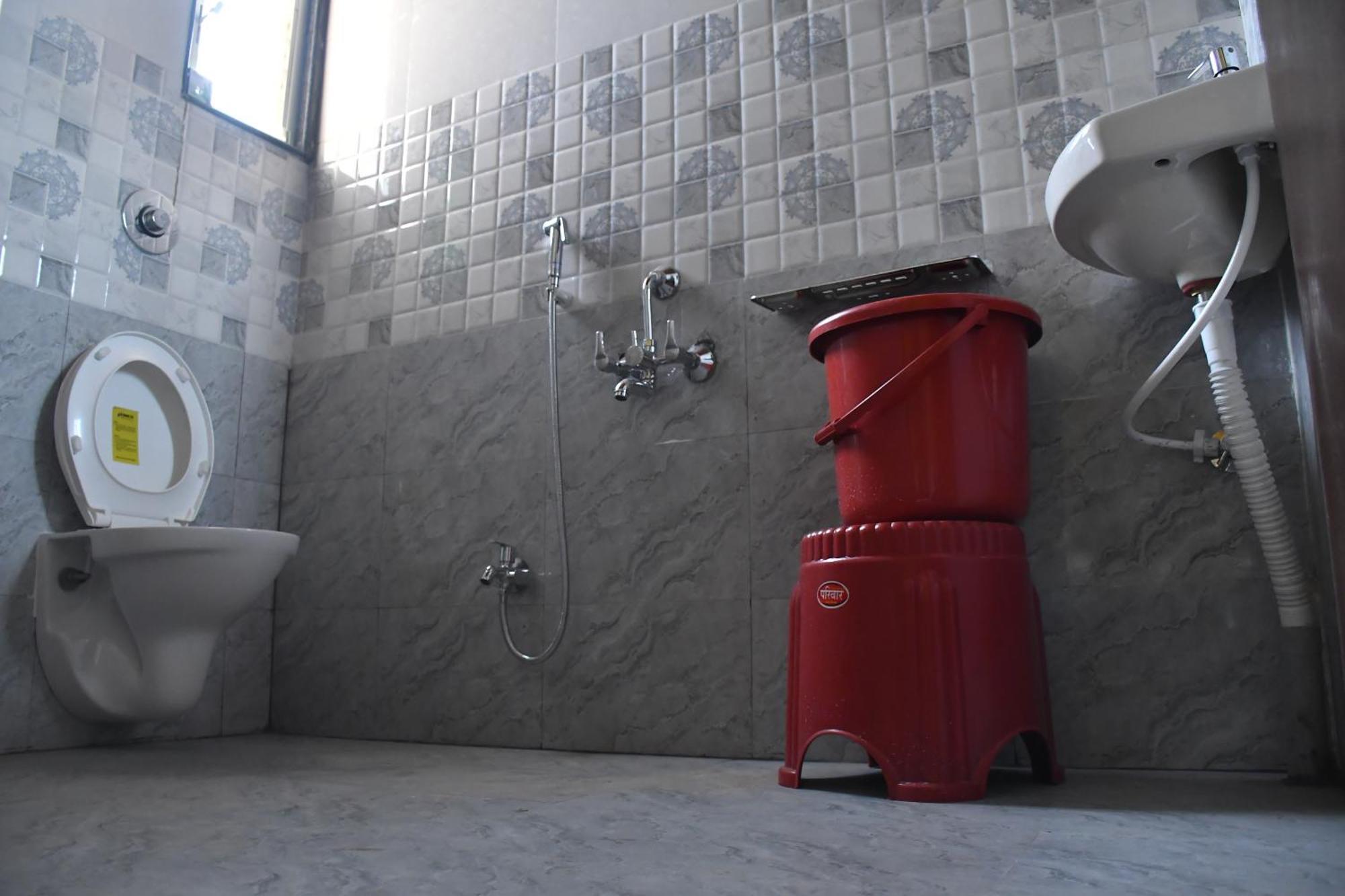 Hotel Kalika Residency Akalkot Luaran gambar